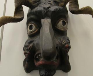 Zdjęcie – Maskenliebhaber-Gesellschaft, Lucerna 10.JPG