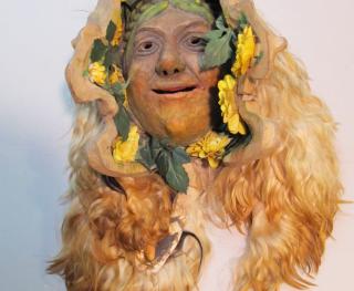 Zdjęcie – Maskenmuseum. Diedorf 33. maska otwierana M. Stoehra.JPG